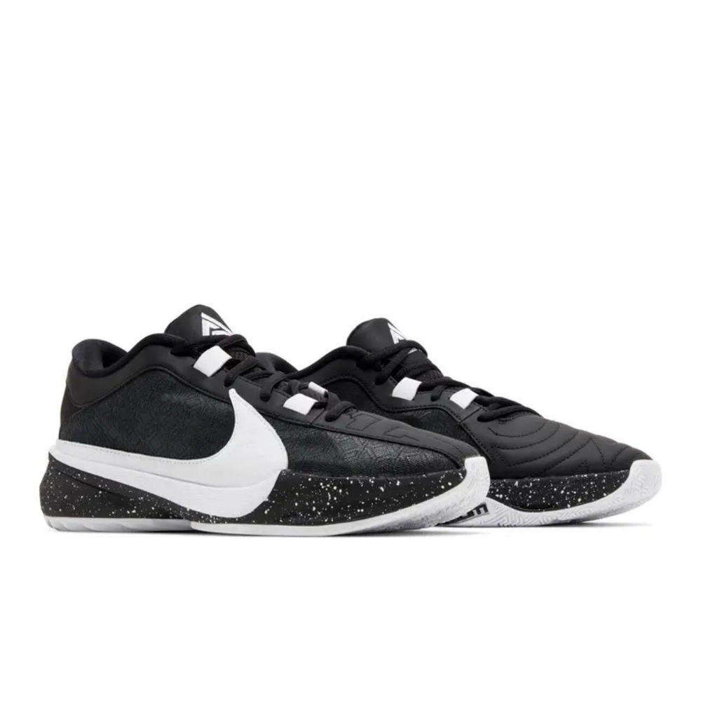 Nike Zoom Freak 5 "Oreo" Black White Grey DX4985-003 Giannis Men's Size 8 Shoes